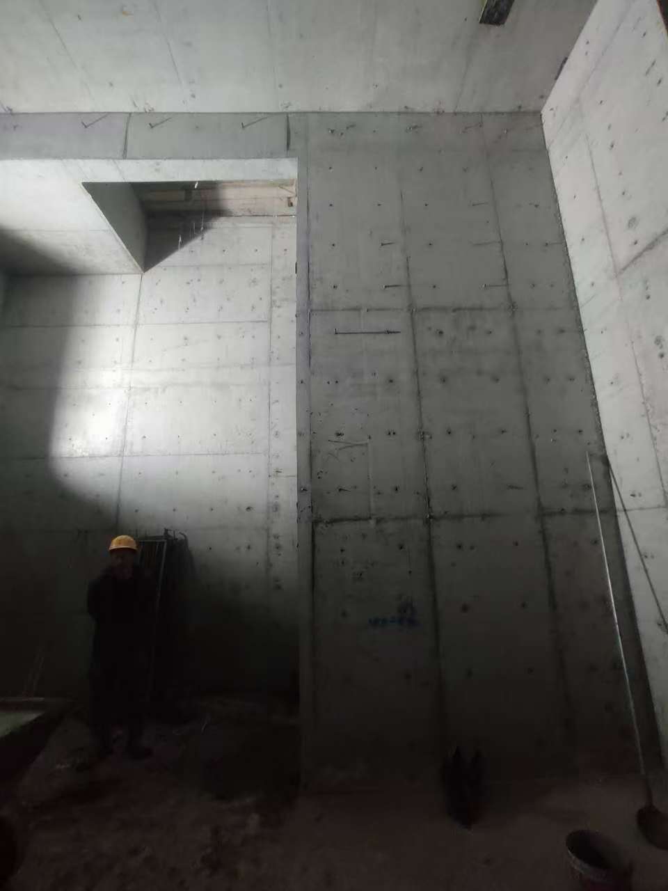 顺义墙上开槽钢筋断了有影响吗